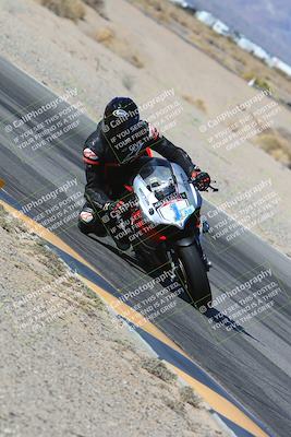 media/Jan-18-2024-Racers Edge (Thu) [[008952c709]]/A Group/Session 2 (Turn 15 Inside)/